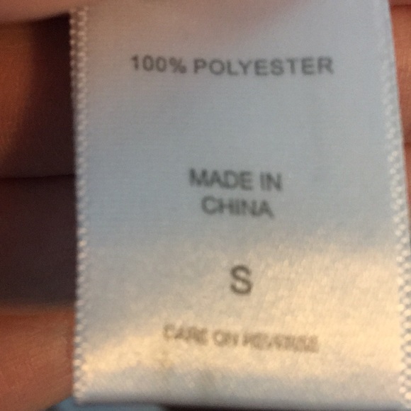 New York and Company 3/4 Sleeve V neck top size small - Picture 2 of 4